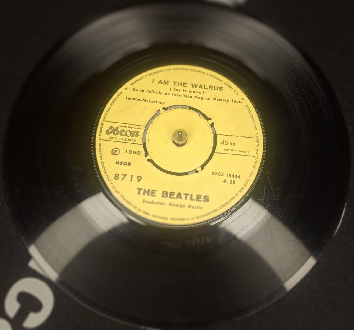 The Beatles – I Am the Walrus / Hello, Goodbye – Vinilo 7" 45RPM MSOD 8719 Edición Chilena Odeon (1968)
