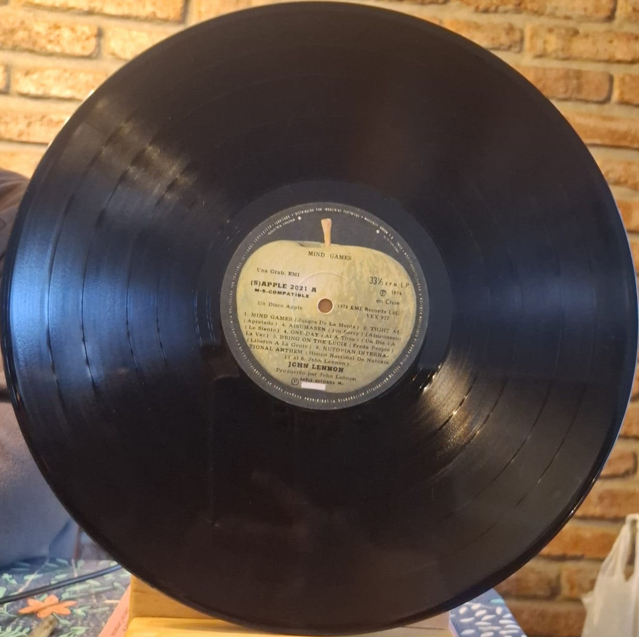 John Lenonn - Mind Games  LP VG+ 1974 Chile