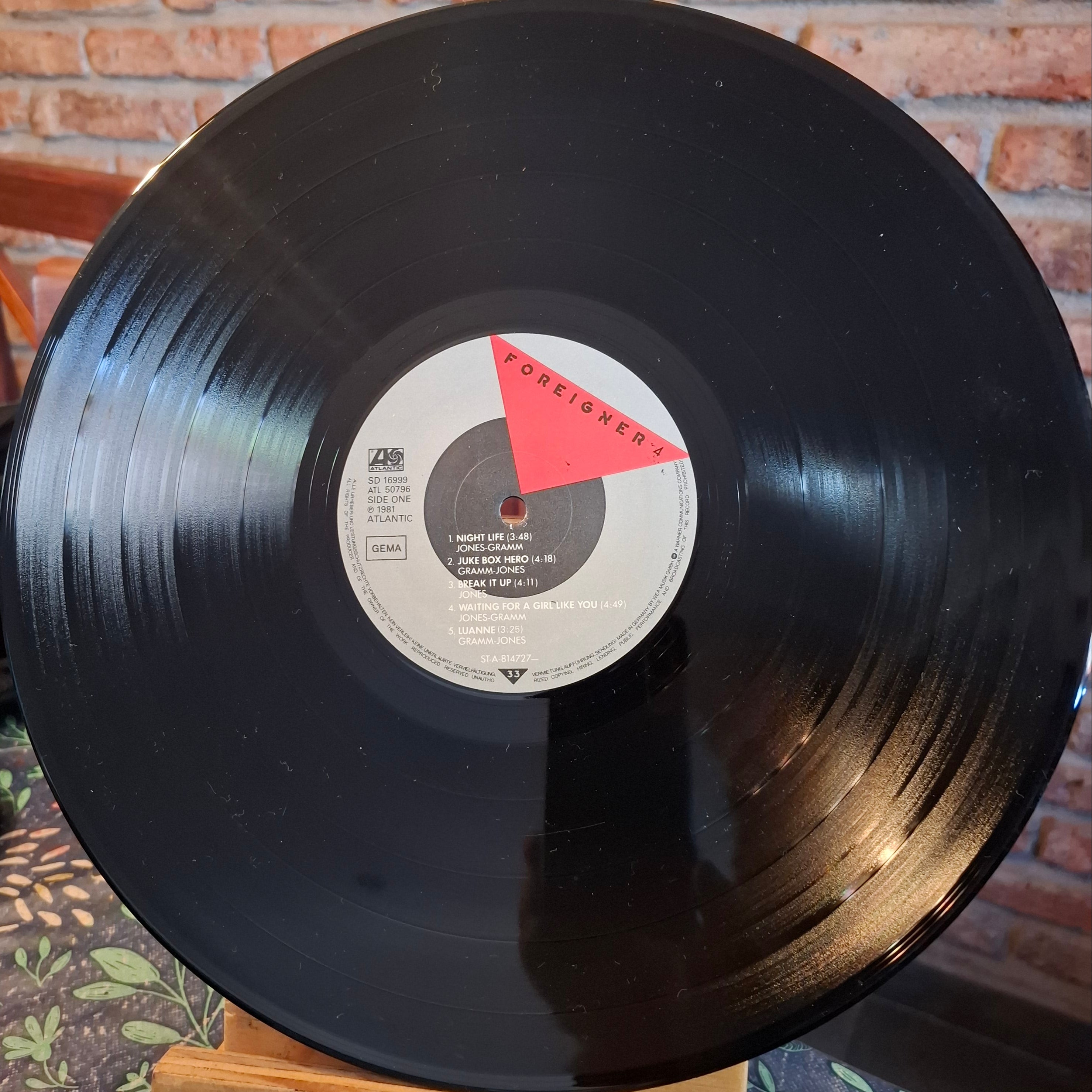 Foreigner - 4 LP VG+ 1981 Alemán