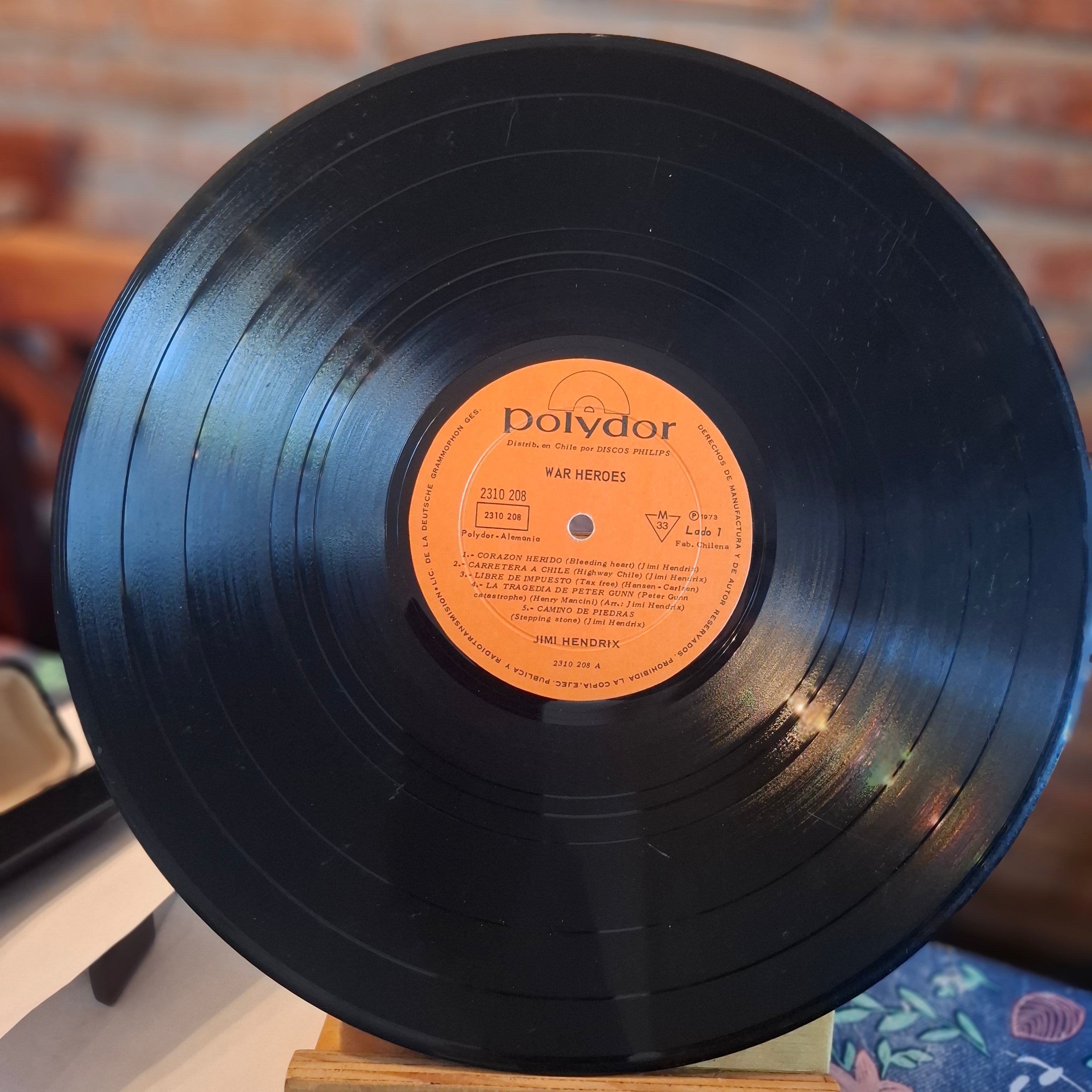 Jimi Hendrix - War Heroes LP VG 1973 Chileno