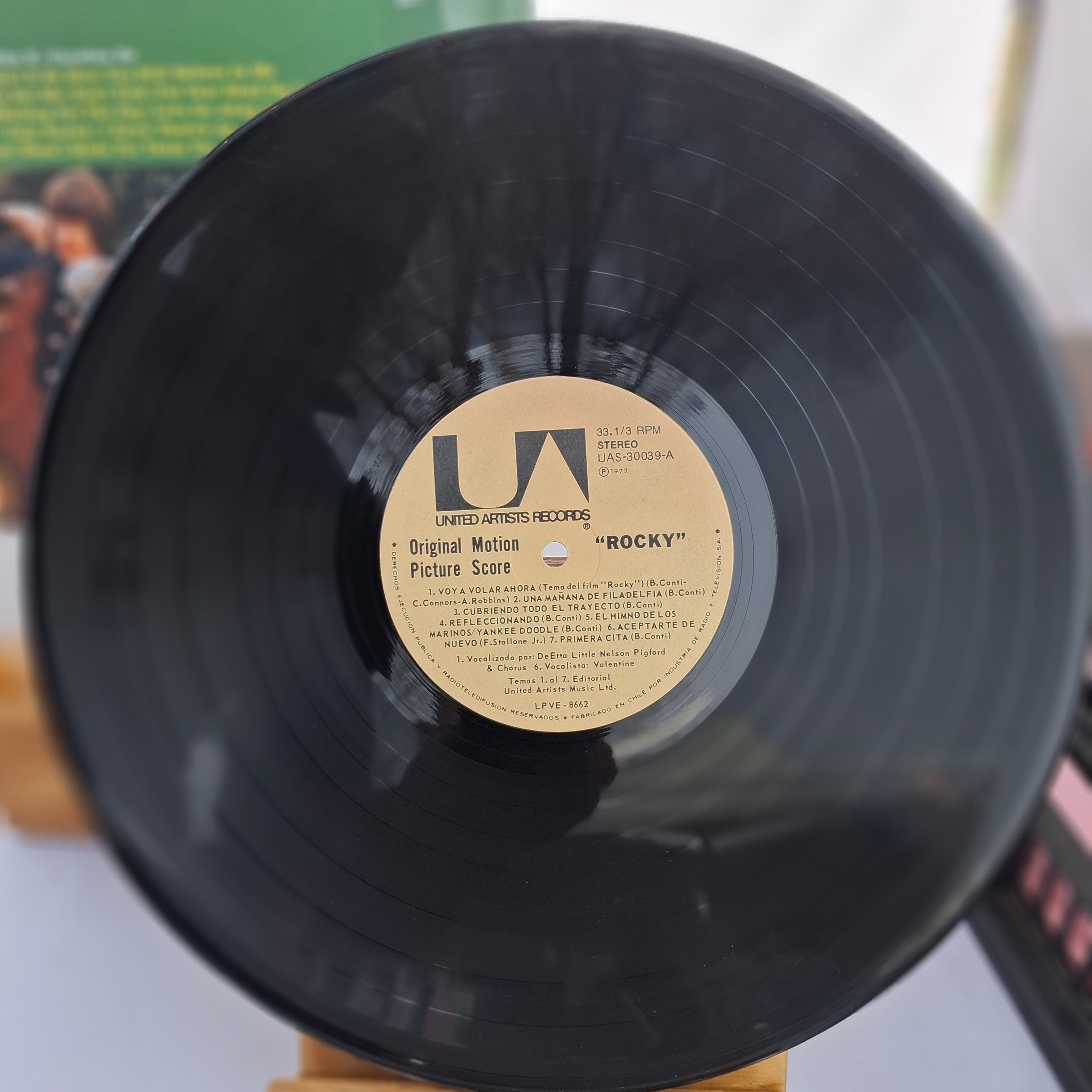 Rocky - Soundtrack Bill Conti LP VG+ 1997 Chileno
